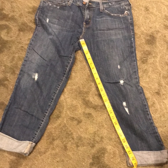 Levis - Picture 4 of 4